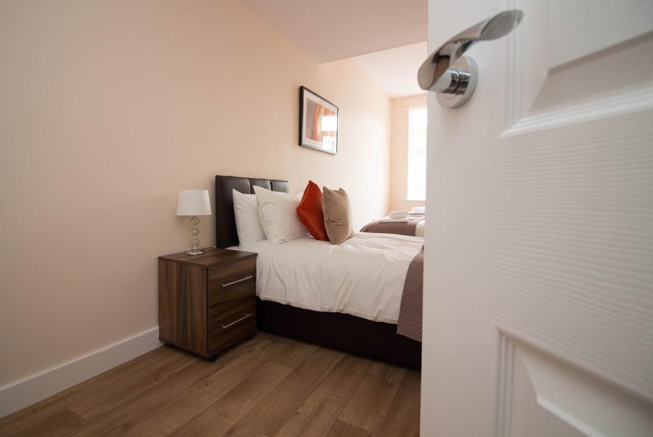 Dpv - Above Bar Street Apartments Southampton Zewnętrze zdjęcie